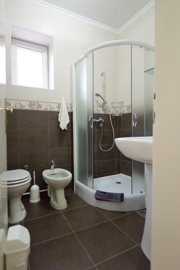 Apartman Vila Milica Kikinda Екстер'єр фото
