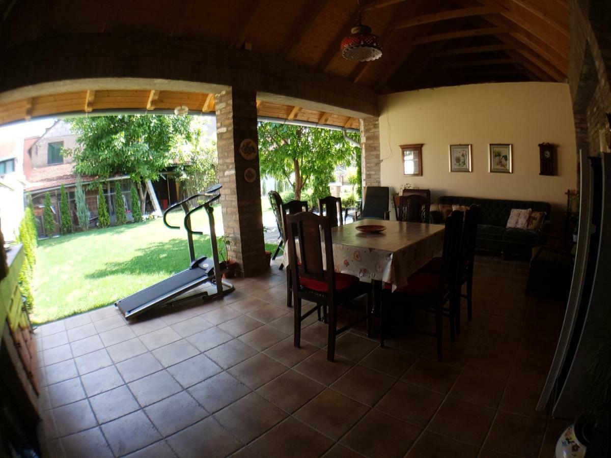 Apartman Vila Milica Kikinda Екстер'єр фото
